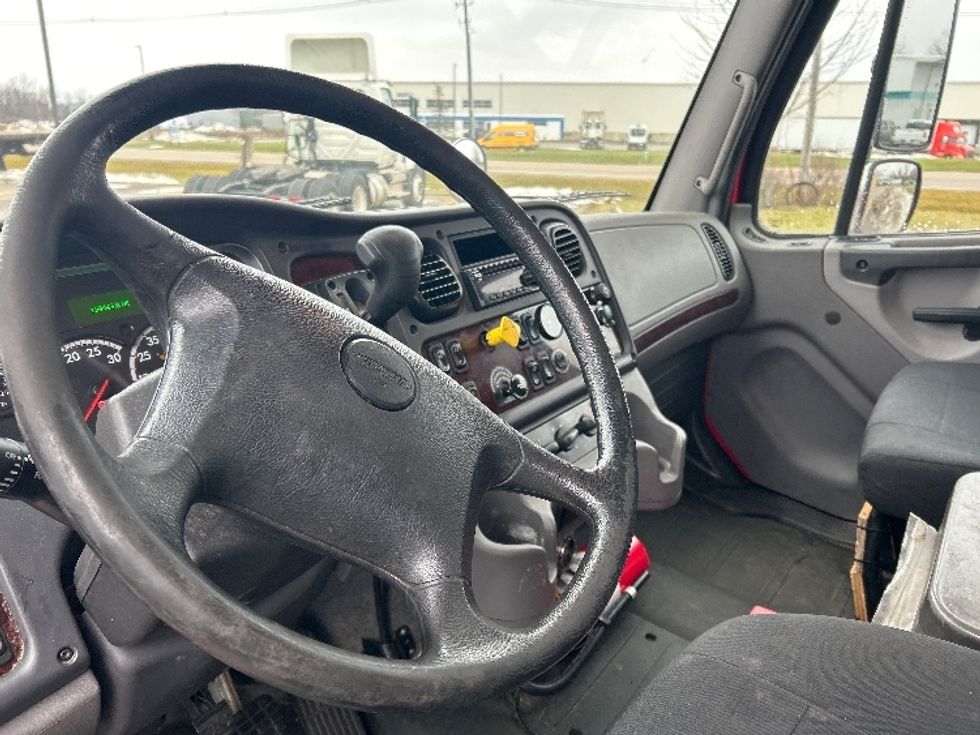 Medium Duty Box Truck-Light and Medium Duty Trucks-Freightliner-2019-M2-Lansing-MI-199,443\n\t\tmiles-$ 38,500 - Image 18