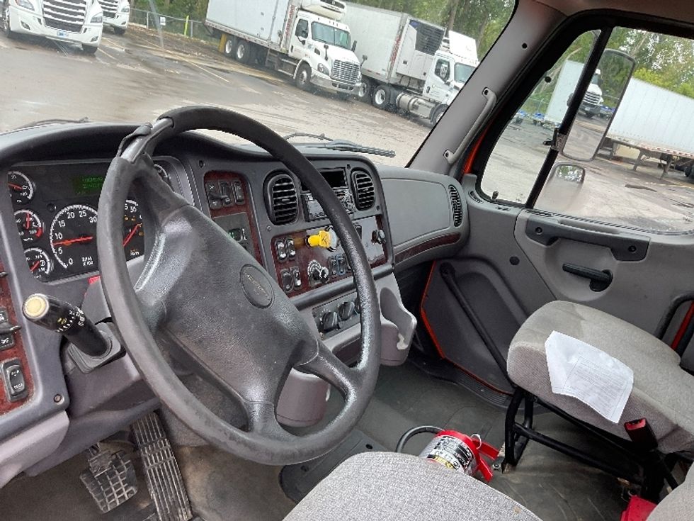 Medium Duty Box Truck-Light and Medium Duty Trucks-Freightliner-2019-M2-Lansing-MI-313,436\n\t\tmiles-$ 21,250 - Image 17
