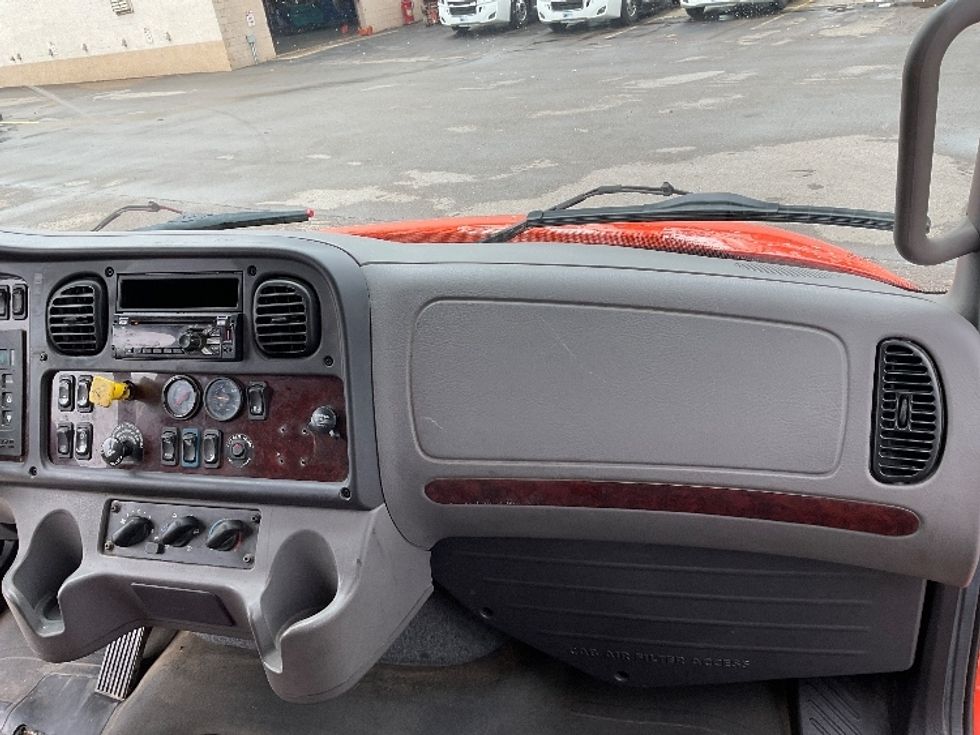 Medium Duty Box Truck-Light and Medium Duty Trucks-Freightliner-2019-M2-Lansing-MI-313,436\n\t\tmiles-$ 21,250 - Image 21