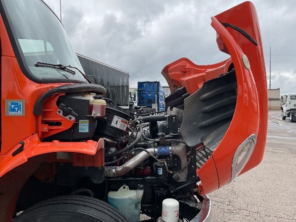 Medium Duty Box Truck-Light and Medium Duty Trucks-Freightliner-2019-M2-Lansing-MI-313,436\n\t\tmiles-$ 21,250 - Image 23