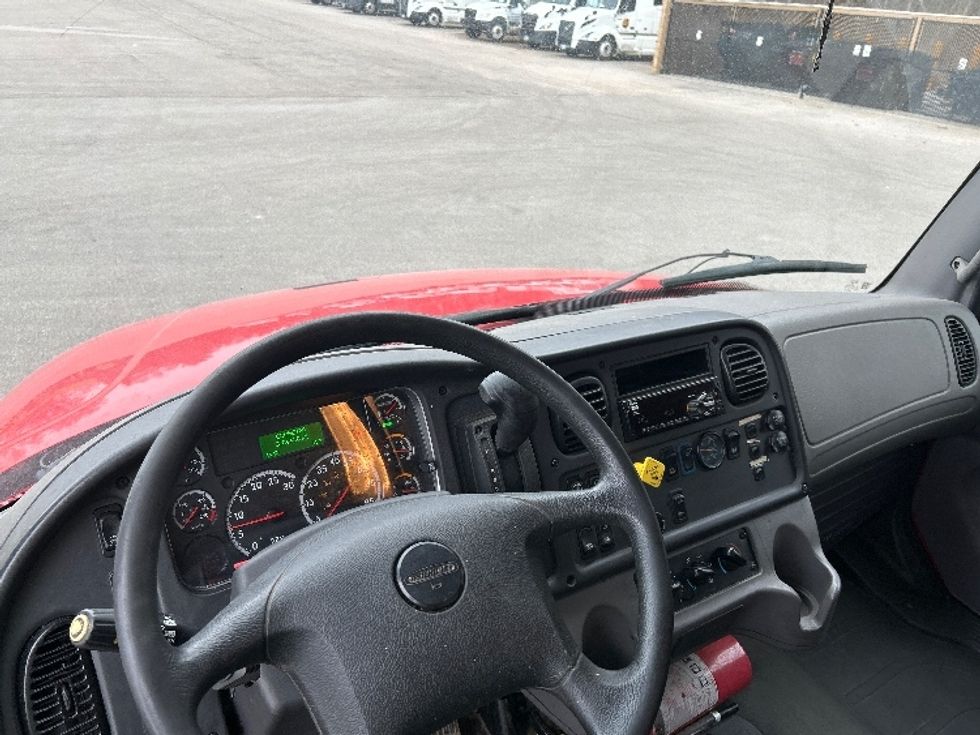 Medium Duty Box Truck-Light and Medium Duty Trucks-Freightliner-2019-M2-Lansing-MI-368,223\n\t\tmiles-$ 21,500 - Image 17