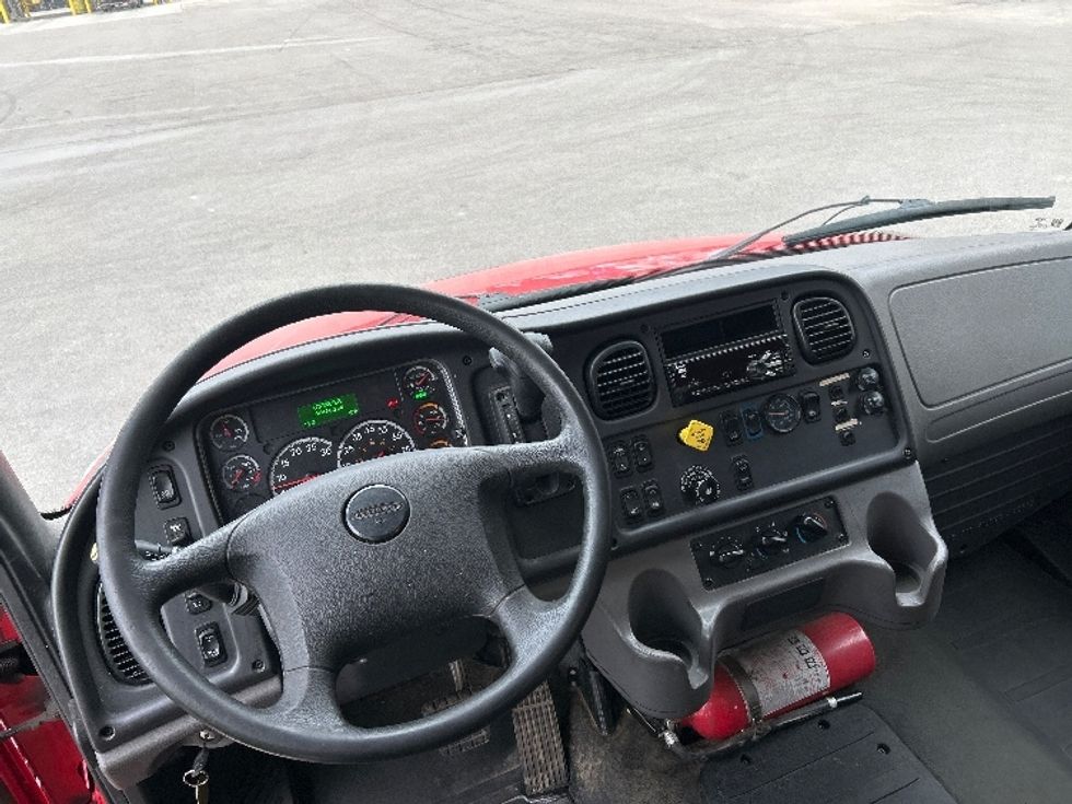 Medium Duty Box Truck-Light and Medium Duty Trucks-Freightliner-2019-M2-Lansing-MI-368,223\n\t\tmiles-$ 21,500 - Image 18