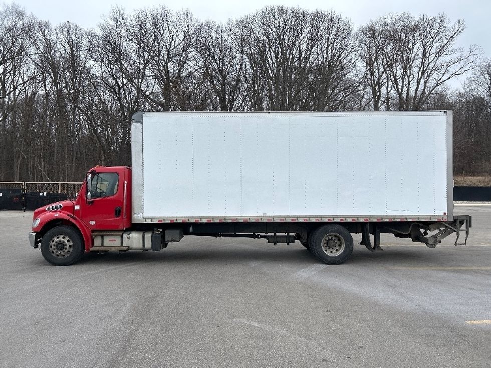 Medium Duty Box Truck-Light and Medium Duty Trucks-Freightliner-2019-M2-Lansing-MI-368,223\n\t\tmiles-$ 21,500 - Image 4