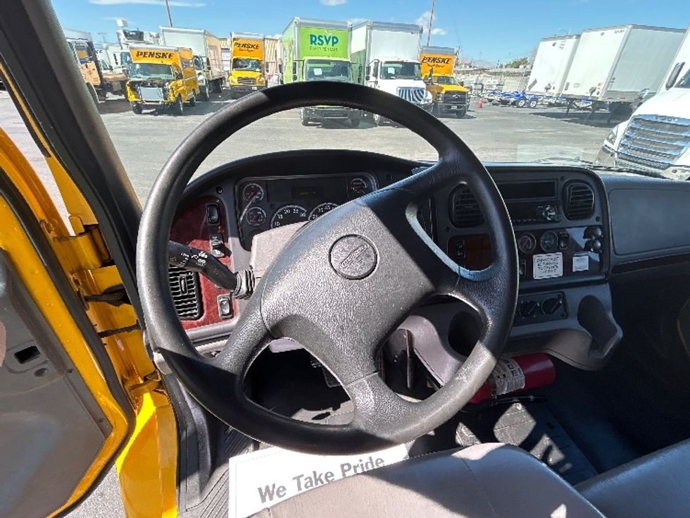 Medium Duty Box Truck-Light and Medium Duty Trucks-Freightliner-2019-M2-Las Vegas-NV-112,326\n\t\tmiles-$ 55,000 - Image 16