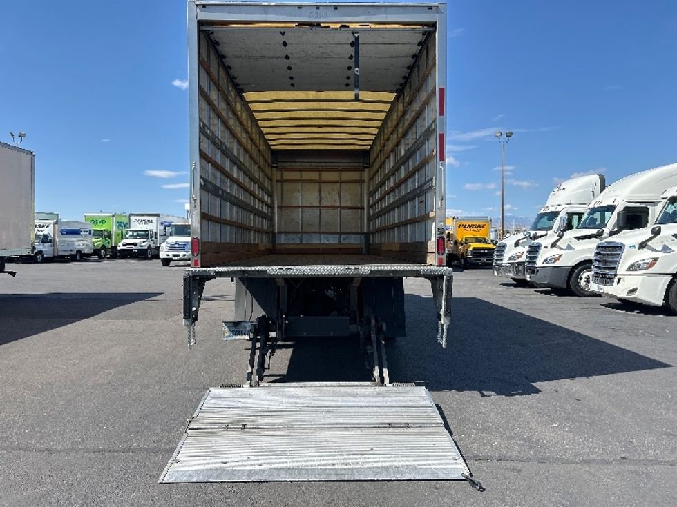 Medium Duty Box Truck-Light and Medium Duty Trucks-Freightliner-2019-M2-Las Vegas-NV-112,326\n\t\tmiles-$ 55,000 - Image 9