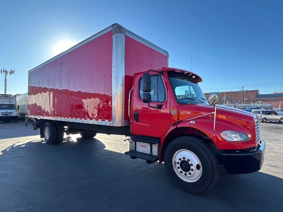 Medium Duty Box Truck-Light and Medium Duty Trucks-Freightliner-2019-M2-Las Vegas-NV-68,837\n\t\tmiles-$ 63,500 - Image 1