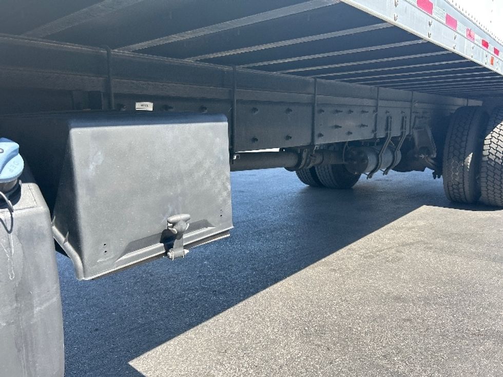 Medium Duty Box Truck-Light and Medium Duty Trucks-Freightliner-2019-M2-Las Vegas-NV-71,777\n\t\tmiles-$ 53,000 - Image 5