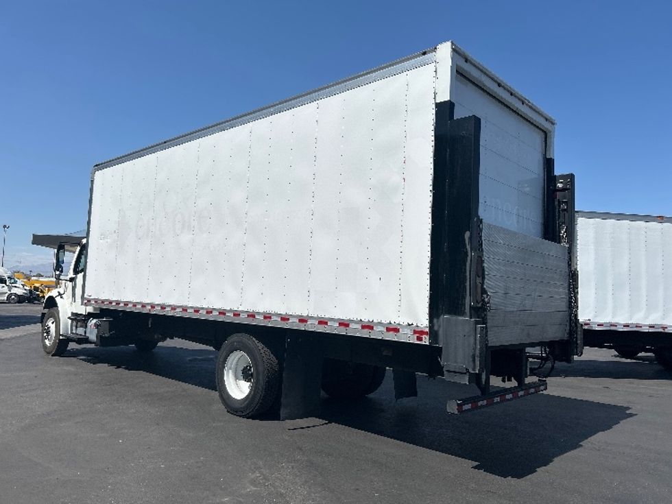 Medium Duty Box Truck-Light and Medium Duty Trucks-Freightliner-2019-M2-Las Vegas-NV-71,777\n\t\tmiles-$ 53,000 - Image 6