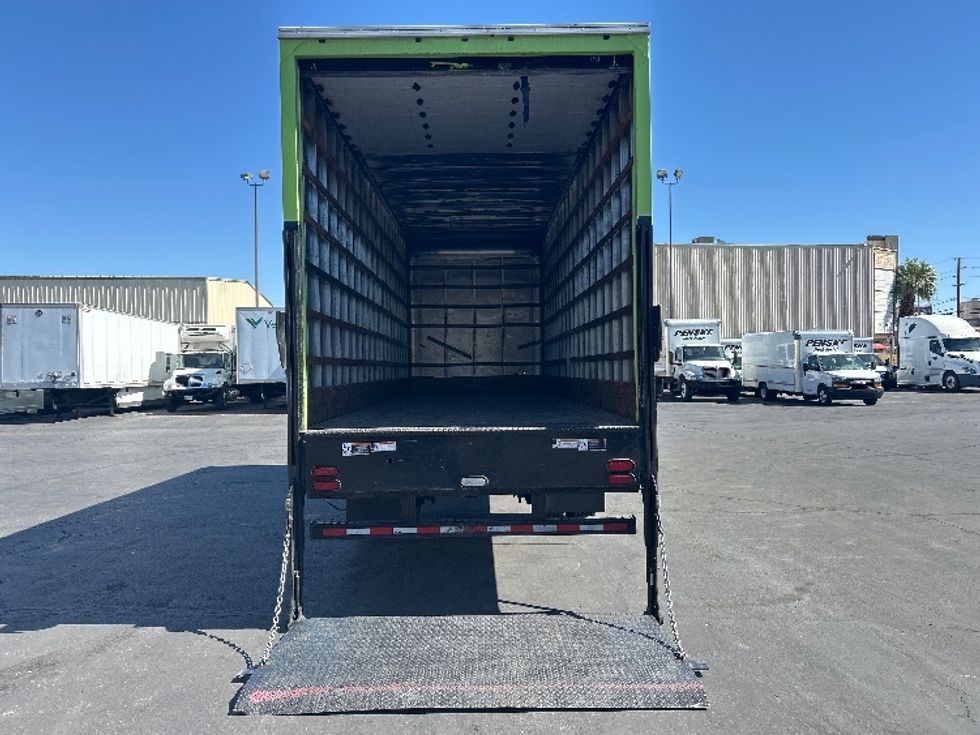 Medium Duty Box Truck-Light and Medium Duty Trucks-Freightliner-2019-M2-Las Vegas-NV-78,832\n\t\tmiles-$ 62,000 - Image 9