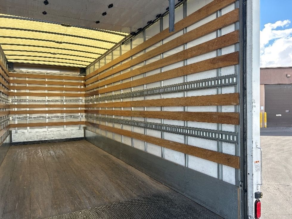 Medium Duty Box Truck-Light and Medium Duty Trucks-Freightliner-2019-M2-Las Vegas-NV-82,825\n\t\tmiles-$ 57,750 - Image 12