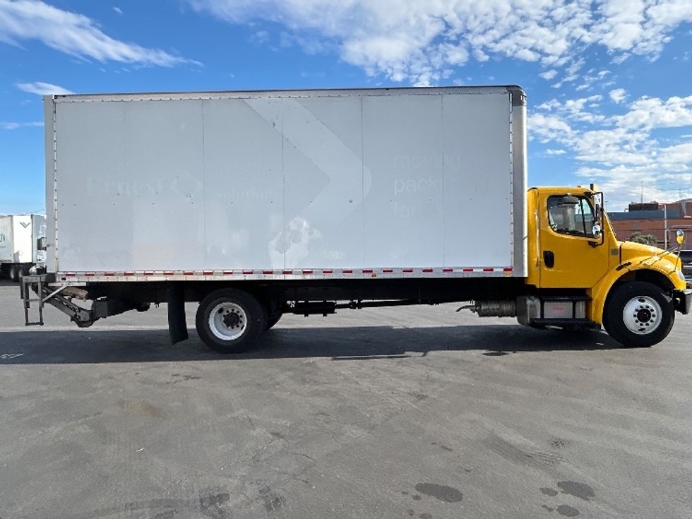 Medium Duty Box Truck-Light and Medium Duty Trucks-Freightliner-2019-M2-Las Vegas-NV-82,825\n\t\tmiles-$ 57,750 - Image 15