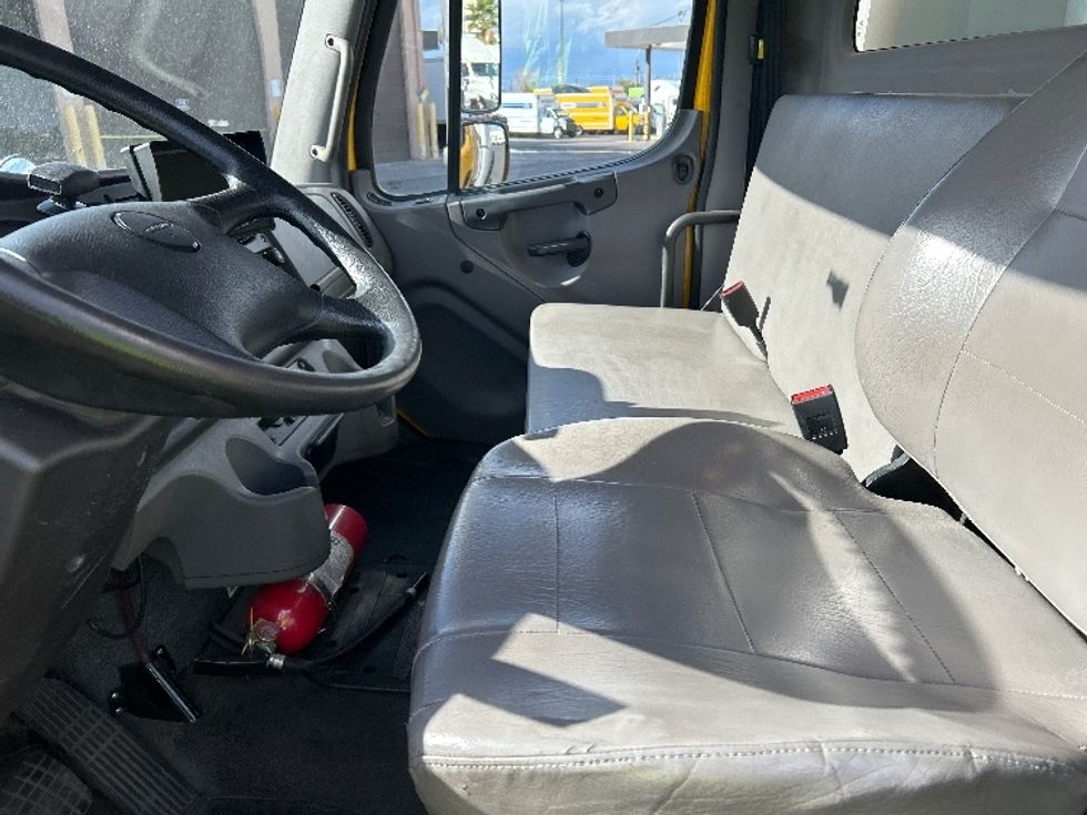 Medium Duty Box Truck-Light and Medium Duty Trucks-Freightliner-2019-M2-Las Vegas-NV-82,825\n\t\tmiles-$ 57,750 - Image 19