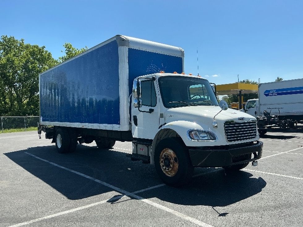Medium Duty Box Truck-Light and Medium Duty Trucks-Freightliner-2019-M2-Lexington-KY-208,529\n\t\tmiles-$ 42,250 - Image 1