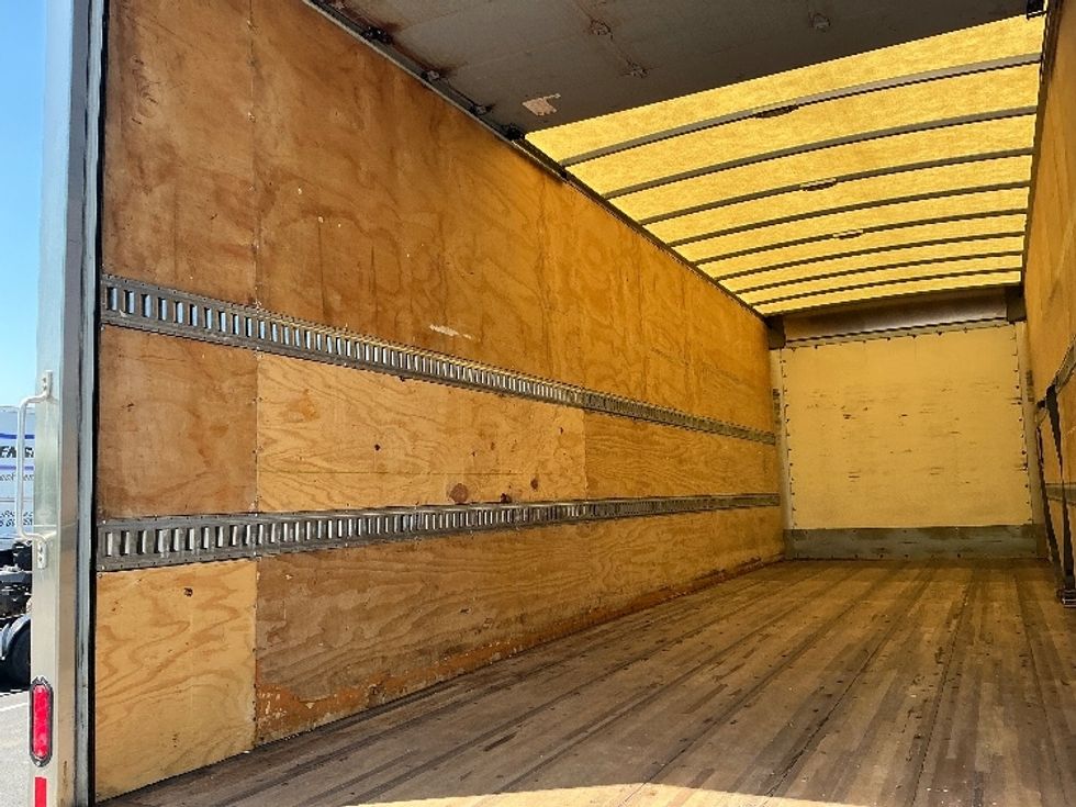 Medium Duty Box Truck-Light and Medium Duty Trucks-Freightliner-2019-M2-Lexington-KY-208,529\n\t\tmiles-$ 42,250 - Image 11