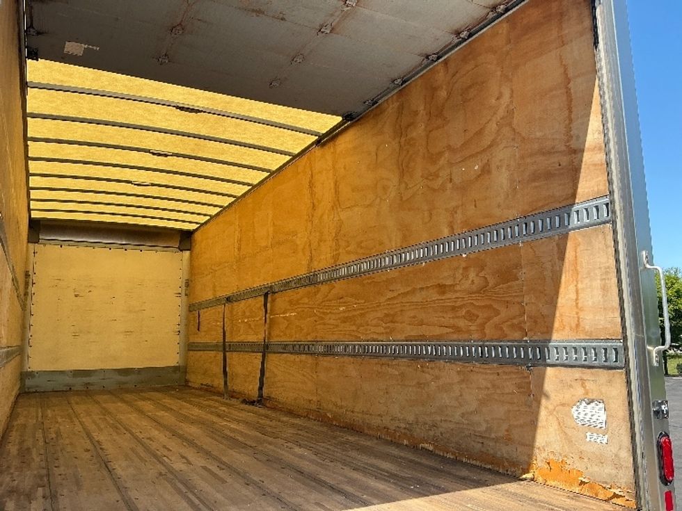 Medium Duty Box Truck-Light and Medium Duty Trucks-Freightliner-2019-M2-Lexington-KY-208,529\n\t\tmiles-$ 42,250 - Image 12