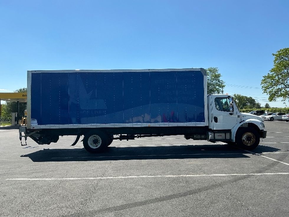 Medium Duty Box Truck-Light and Medium Duty Trucks-Freightliner-2019-M2-Lexington-KY-208,529\n\t\tmiles-$ 42,250 - Image 15