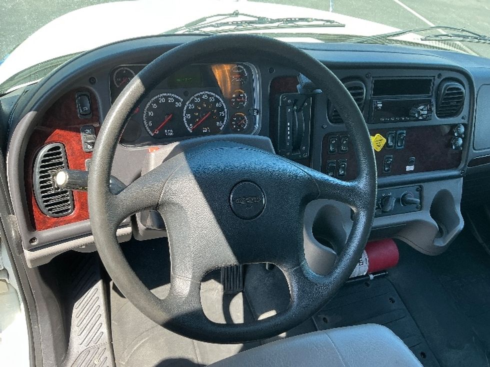 Medium Duty Box Truck-Light and Medium Duty Trucks-Freightliner-2019-M2-Lexington-KY-208,529\n\t\tmiles-$ 42,250 - Image 18