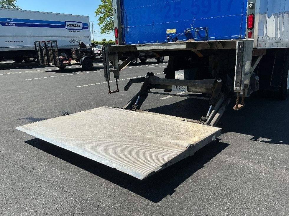Medium Duty Box Truck-Light and Medium Duty Trucks-Freightliner-2019-M2-Lexington-KY-208,529\n\t\tmiles-$ 42,250 - Image 26