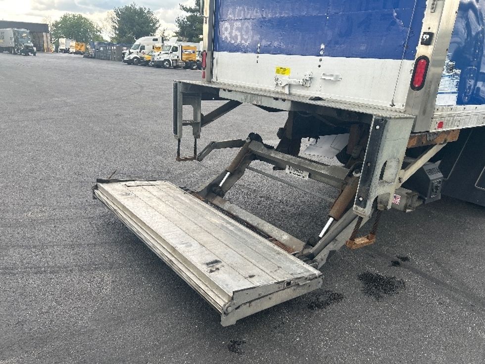 Medium Duty Box Truck-Light and Medium Duty Trucks-Freightliner-2019-M2-Lexington-KY-240,042\n\t\tmiles-$ 37,750 - Image 25