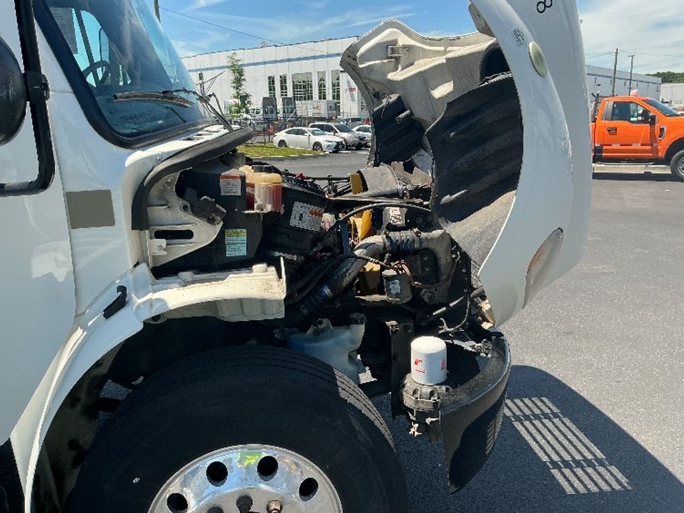 Medium Duty Box Truck-Light and Medium Duty Trucks-Freightliner-2019-M2-Linden-NJ-150,880\n\t\tmiles-$ 54,250 - Image 23