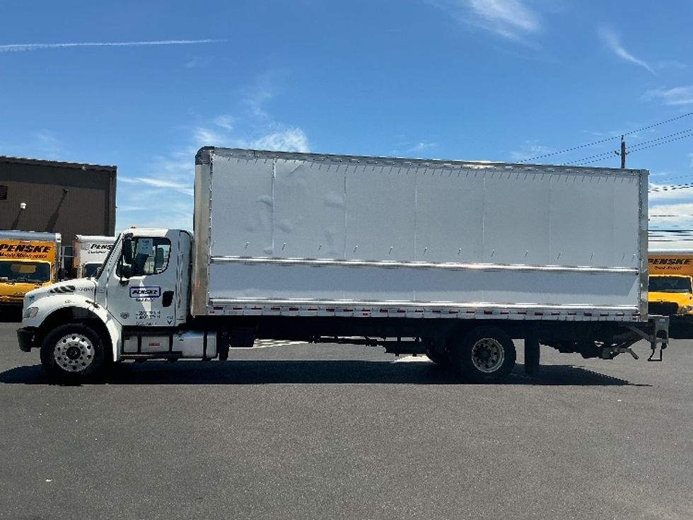 Medium Duty Box Truck-Light and Medium Duty Trucks-Freightliner-2019-M2-Linden-NJ-150,880\n\t\tmiles-$ 54,250 - Image 4