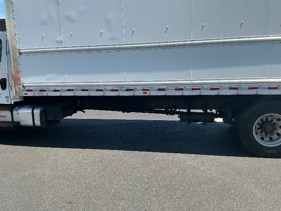 Medium Duty Box Truck-Light and Medium Duty Trucks-Freightliner-2019-M2-Linden-NJ-150,880\n\t\tmiles-$ 54,250 - Image 5