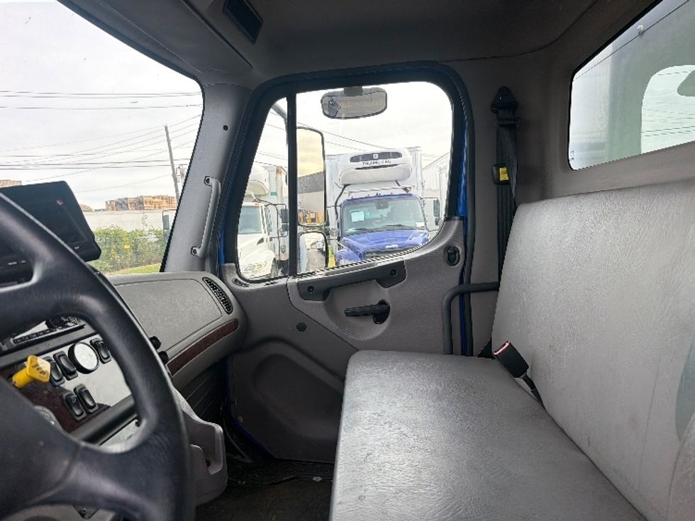Medium Duty Box Truck-Light and Medium Duty Trucks-Freightliner-2019-M2-Linden-NJ-65,483\n\t\tmiles-$ 51,000 - Image 18