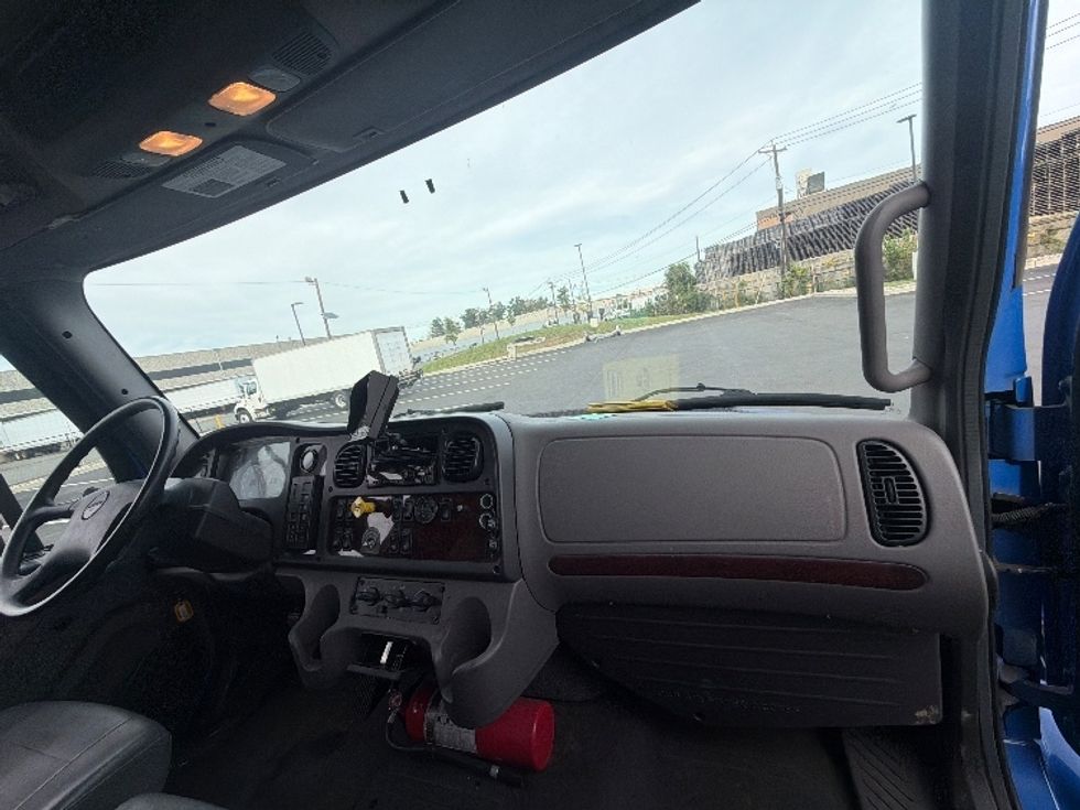 Medium Duty Box Truck-Light and Medium Duty Trucks-Freightliner-2019-M2-Linden-NJ-65,483\n\t\tmiles-$ 51,000 - Image 20
