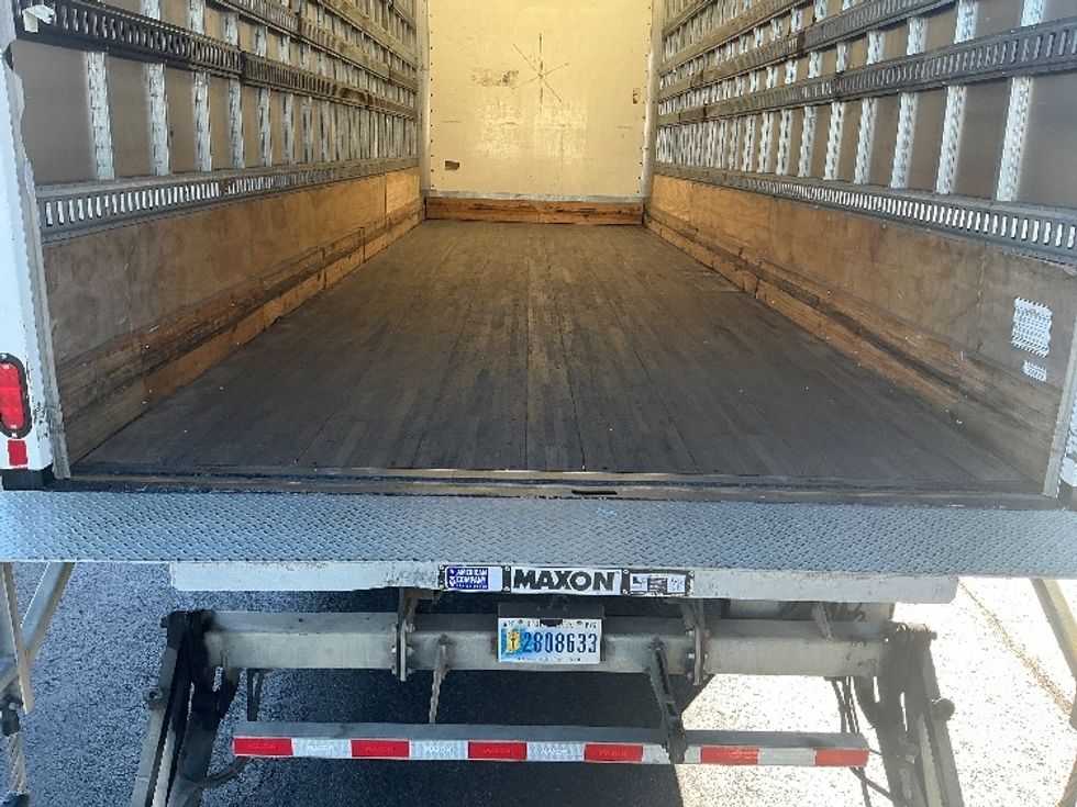 Medium Duty Box Truck-Light and Medium Duty Trucks-Freightliner-2019-M2-Lithia Springs-GA-243,761\n\t\tmiles-$ 39,000 - Image 10