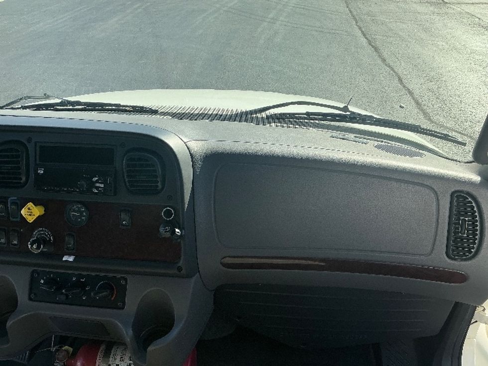 Medium Duty Box Truck-Light and Medium Duty Trucks-Freightliner-2019-M2-Lithia Springs-GA-243,761\n\t\tmiles-$ 39,000 - Image 21