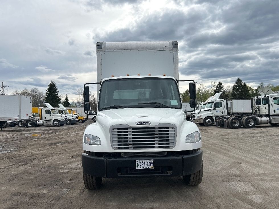 Medium Duty Box Truck-Light and Medium Duty Trucks-Freightliner-2019-M2-Londonderry-NH-131,473\n\t\tmiles-$ 59,250 - Image 2
