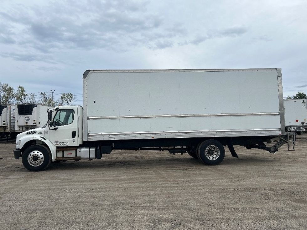 Medium Duty Box Truck-Light and Medium Duty Trucks-Freightliner-2019-M2-Londonderry-NH-131,473\n\t\tmiles-$ 59,250 - Image 4