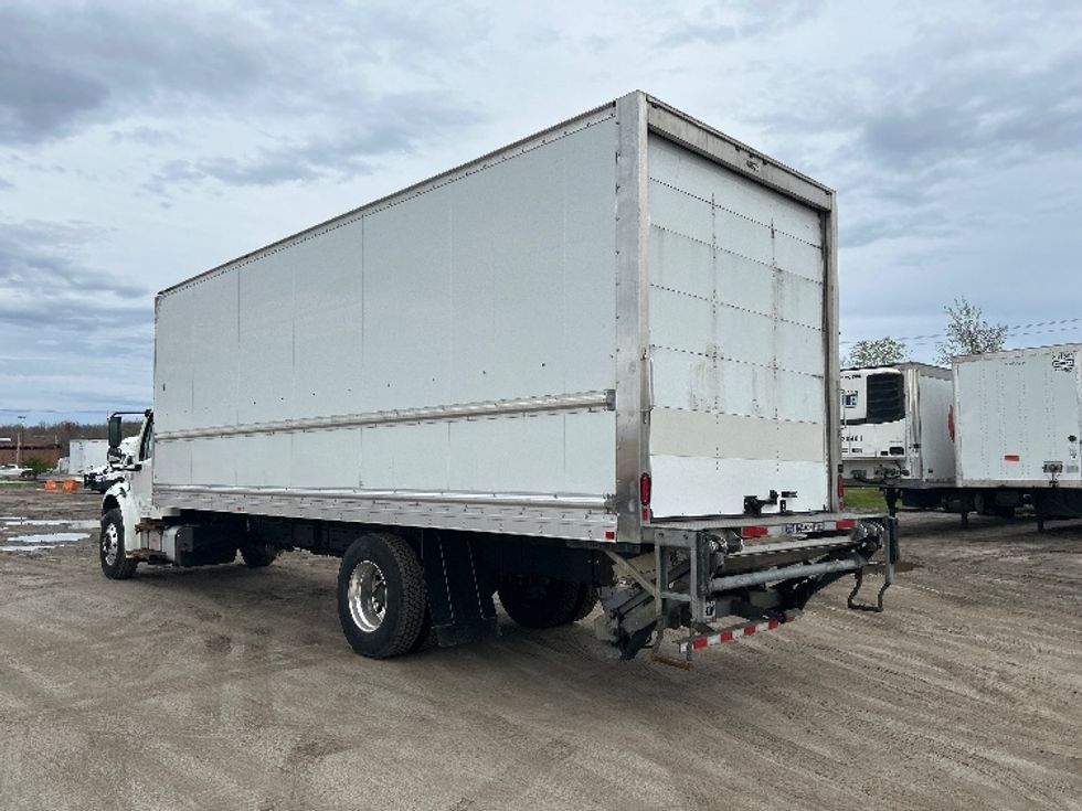 Medium Duty Box Truck-Light and Medium Duty Trucks-Freightliner-2019-M2-Londonderry-NH-131,473\n\t\tmiles-$ 59,250 - Image 6