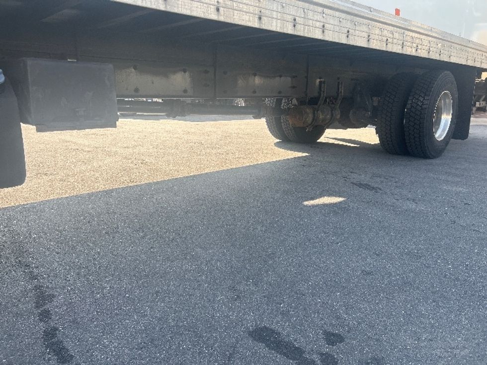 Medium Duty Box Truck-Light and Medium Duty Trucks-Freightliner-2019-M2-Londonderry-NH-202,143\n\t\tmiles-$ 42,750 - Image 5