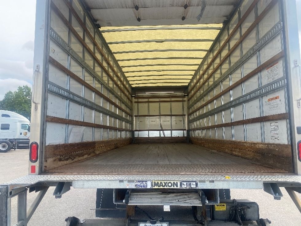 Medium Duty Box Truck-Light and Medium Duty Trucks-Freightliner-2019-M2-Louisville-KY-145,957\n\t\tmiles-$ 57,750 - Image 8