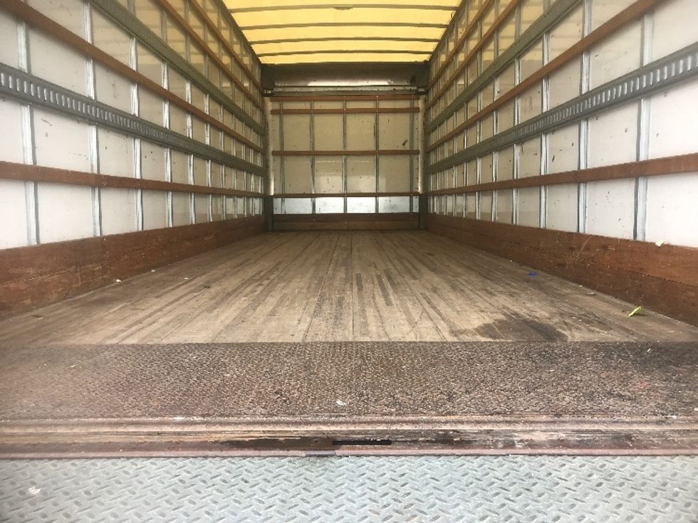 Medium Duty Box Truck-Light and Medium Duty Trucks-Freightliner-2019-M2-Louisville-KY-301,345\n\t\tmiles-$ 29,750 - Image 10