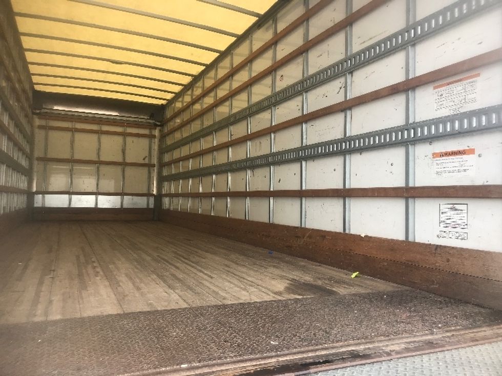 Medium Duty Box Truck-Light and Medium Duty Trucks-Freightliner-2019-M2-Louisville-KY-301,345\n\t\tmiles-$ 29,750 - Image 12