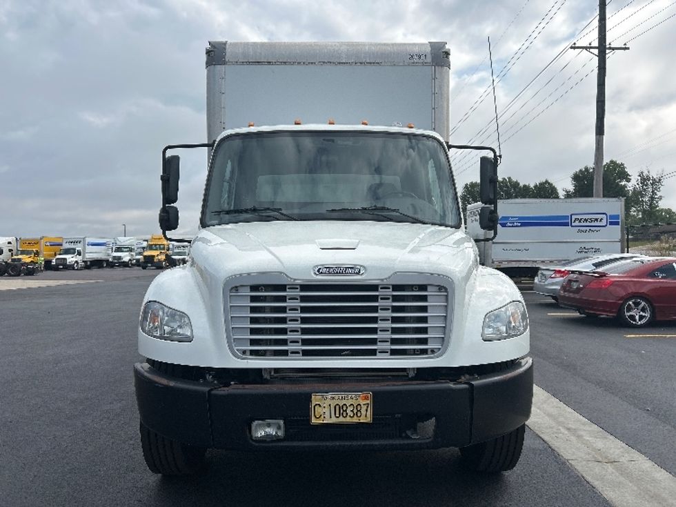 Medium Duty Box Truck-Light and Medium Duty Trucks-Freightliner-2019-M2-Lowell-AR-146,514\n\t\tmiles-$ 52,500 - Image 2
