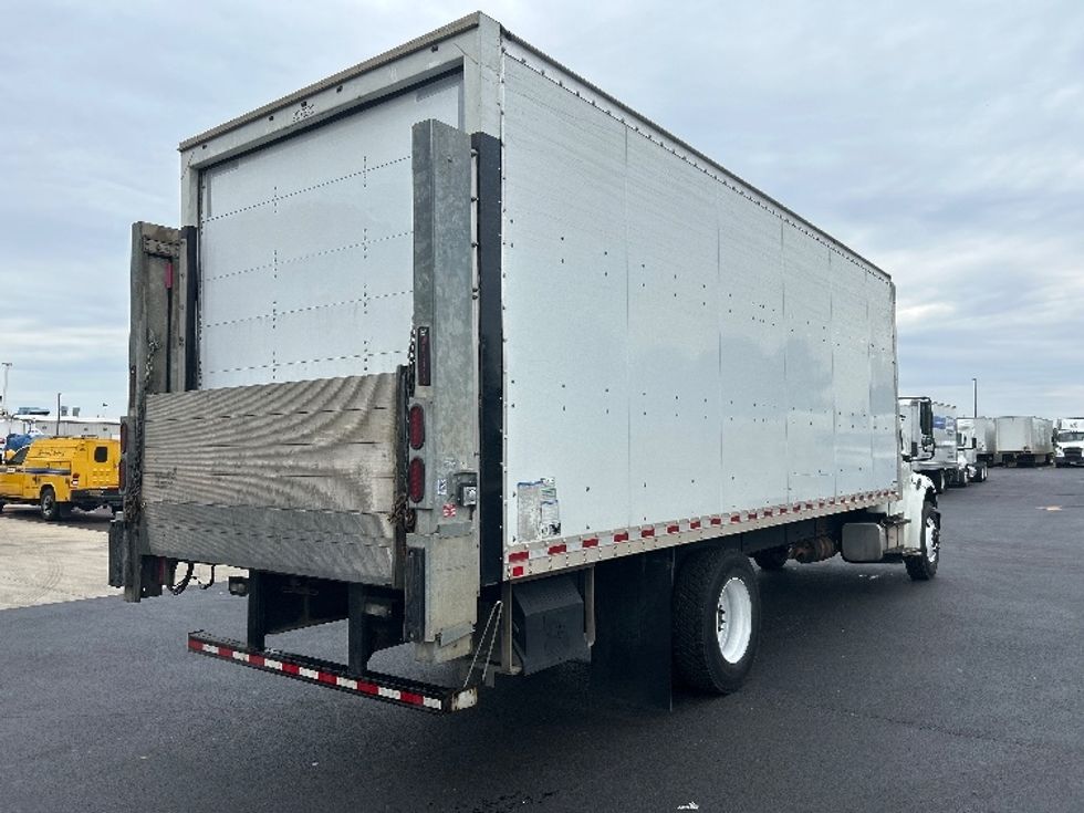 Medium Duty Box Truck-Light and Medium Duty Trucks-Freightliner-2019-M2-Lowell-AR-175,939\n\t\tmiles-$ 48,000 - Image 11
