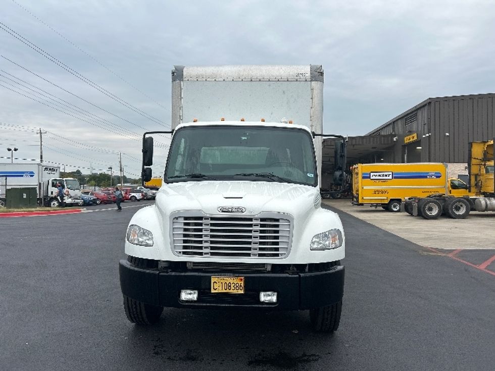 Medium Duty Box Truck-Light and Medium Duty Trucks-Freightliner-2019-M2-Lowell-AR-175,939\n\t\tmiles-$ 48,000 - Image 2