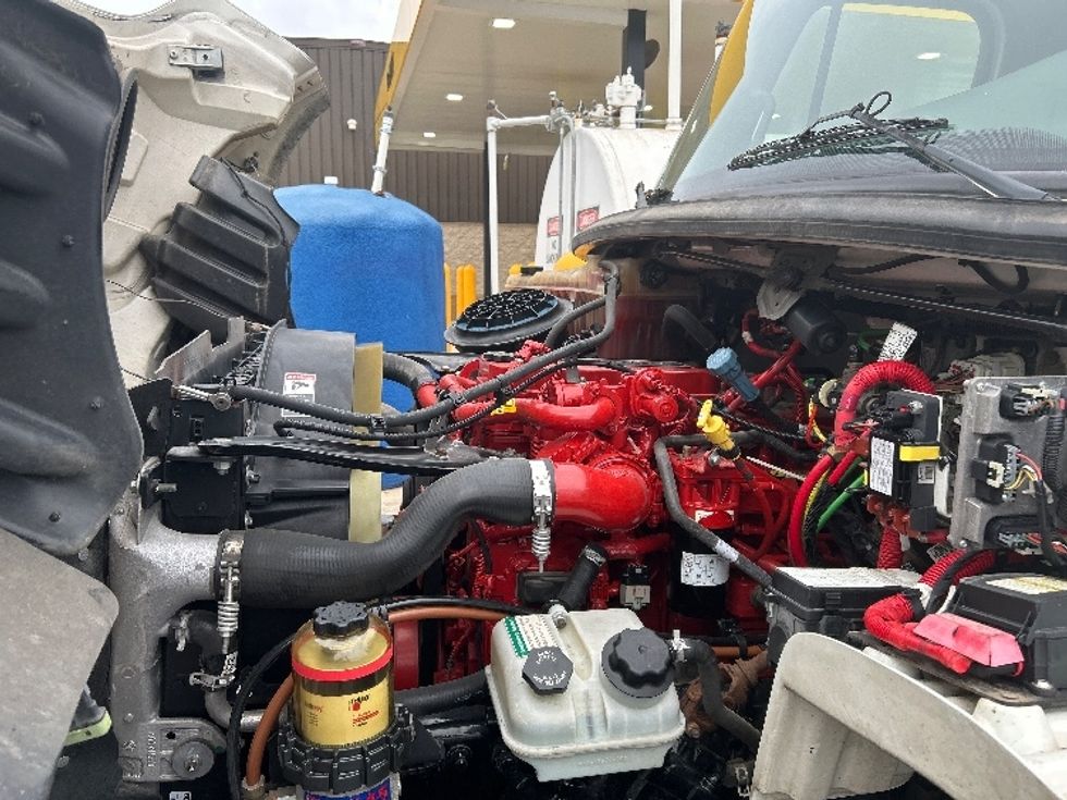 Medium Duty Box Truck-Light and Medium Duty Trucks-Freightliner-2019-M2-Lowell-AR-175,939\n\t\tmiles-$ 48,000 - Image 24