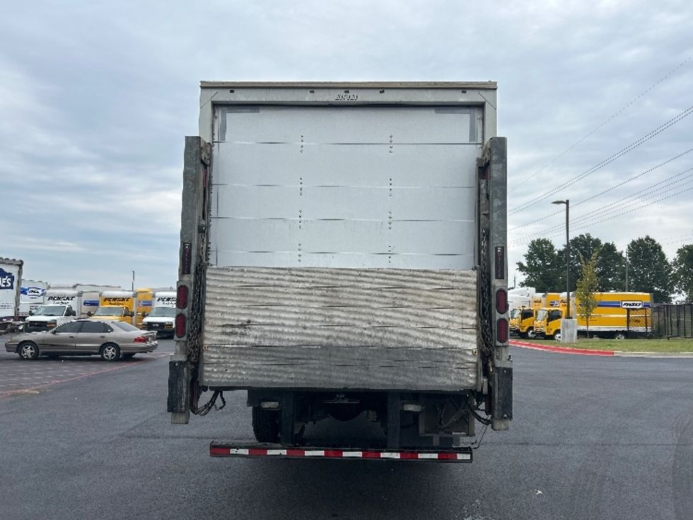 Medium Duty Box Truck-Light and Medium Duty Trucks-Freightliner-2019-M2-Lowell-AR-175,939\n\t\tmiles-$ 48,000 - Image 7