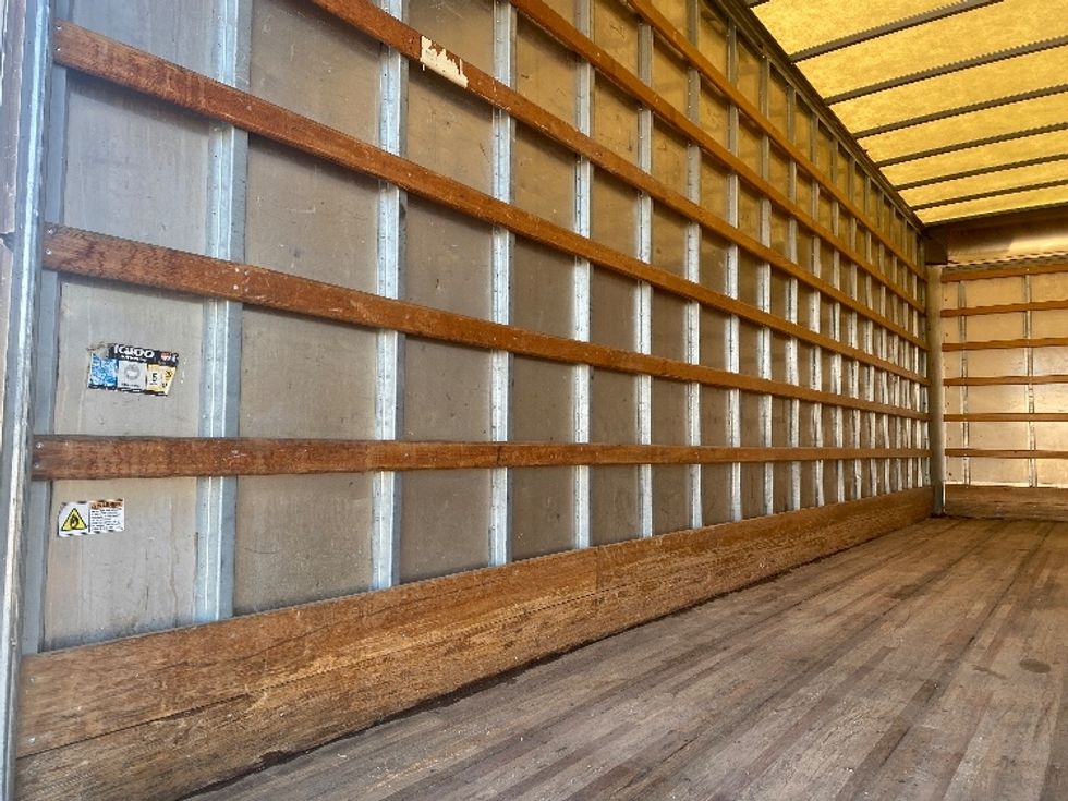 Medium Duty Box Truck-Light and Medium Duty Trucks-Freightliner-2019-M2-Lubbock-TX-100,483\n\t\tmiles-$ 60,500 - Image 11