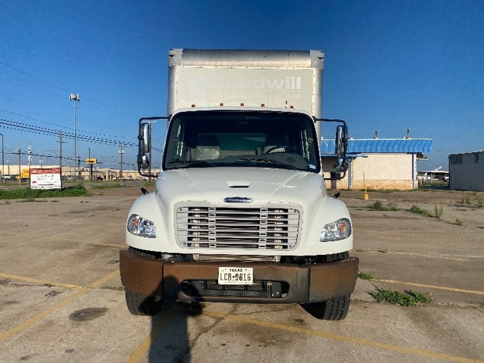 Medium Duty Box Truck-Light and Medium Duty Trucks-Freightliner-2019-M2-Lubbock-TX-100,483\n\t\tmiles-$ 60,500 - Image 2