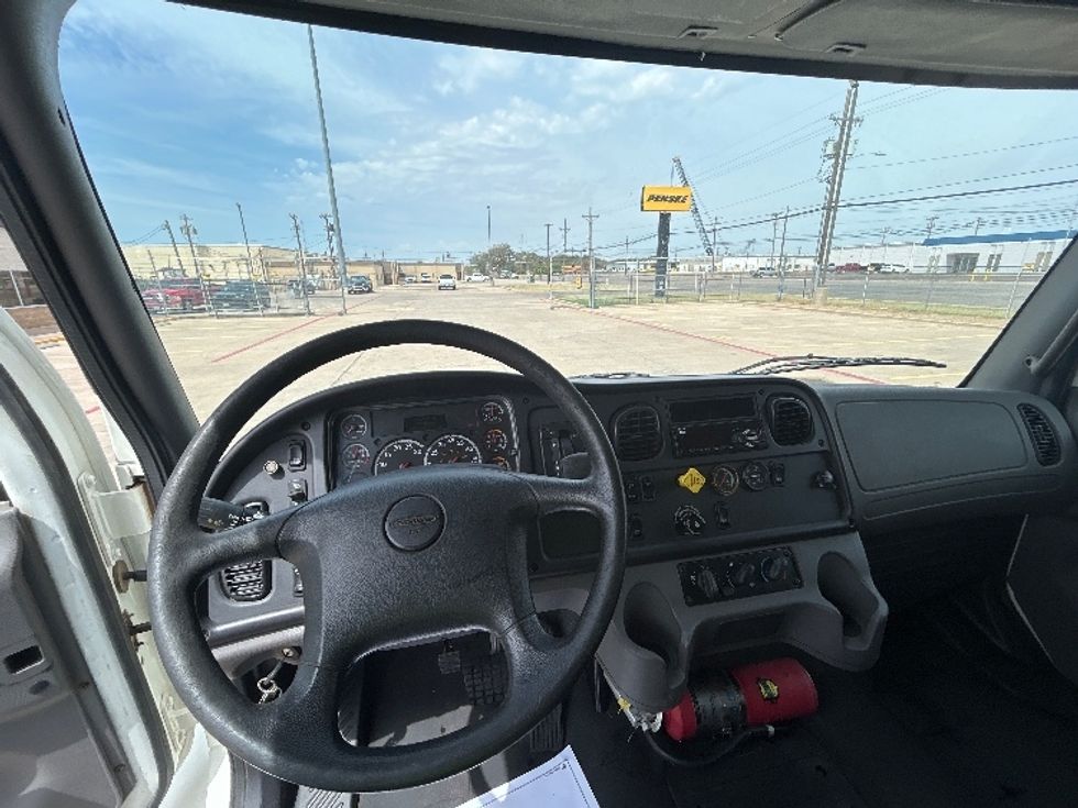 Medium Duty Box Truck-Light and Medium Duty Trucks-Freightliner-2019-M2-Lubbock-TX-157,225\n\t\tmiles-$ 50,750 - Image 18