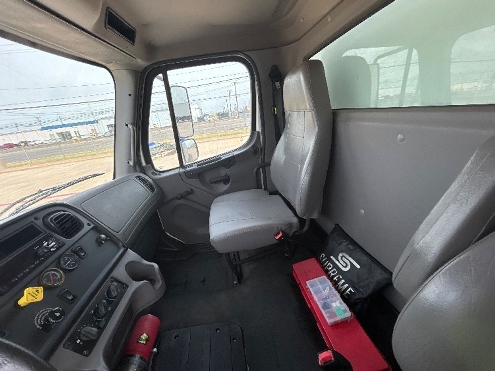 Medium Duty Box Truck-Light and Medium Duty Trucks-Freightliner-2019-M2-Lubbock-TX-157,225\n\t\tmiles-$ 50,750 - Image 19