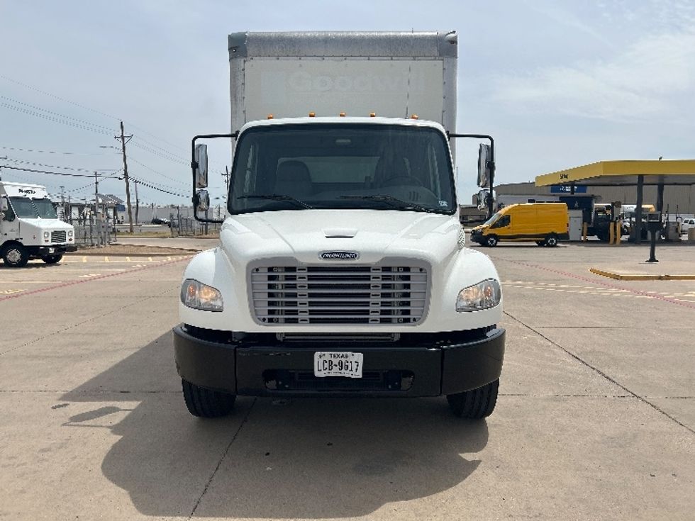 Medium Duty Box Truck-Light and Medium Duty Trucks-Freightliner-2019-M2-Lubbock-TX-157,225\n\t\tmiles-$ 50,750 - Image 2