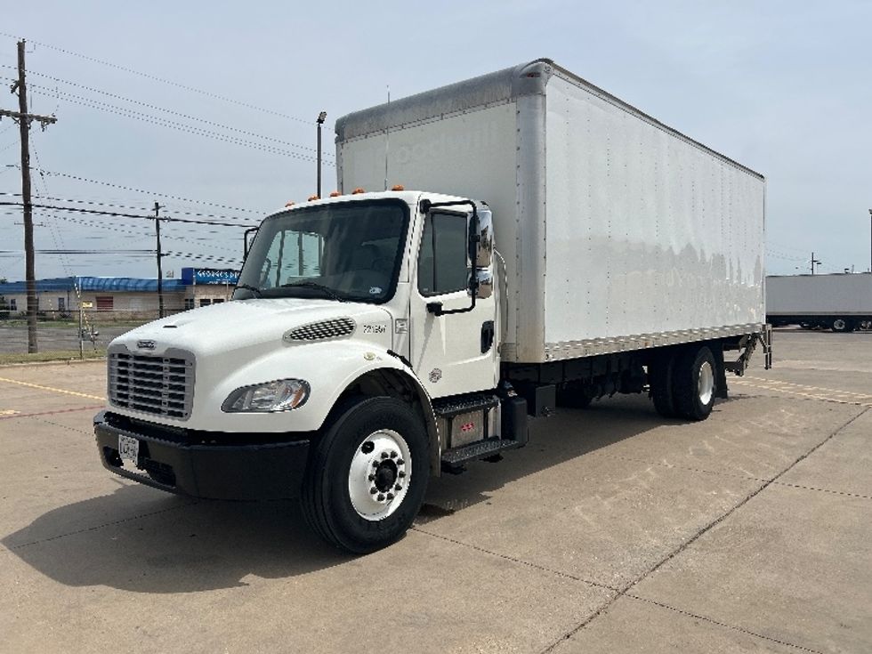 Medium Duty Box Truck-Light and Medium Duty Trucks-Freightliner-2019-M2-Lubbock-TX-157,225\n\t\tmiles-$ 50,750 - Image 3