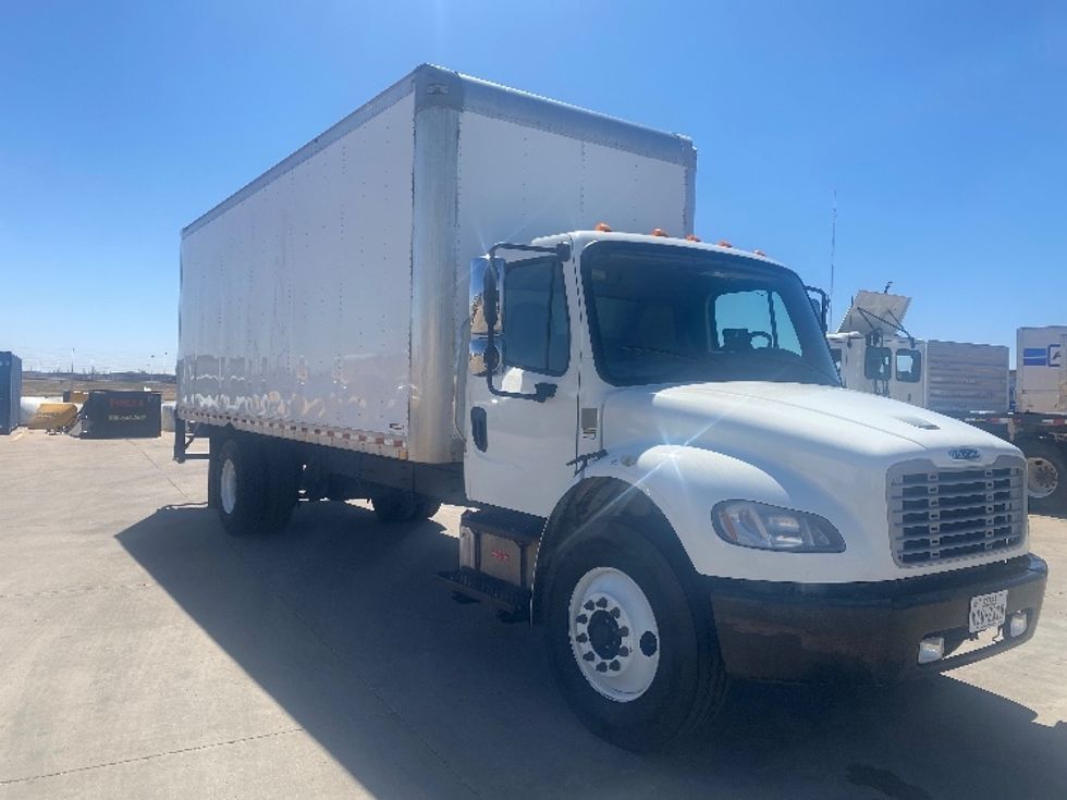 Medium Duty Box Truck-Light and Medium Duty Trucks-Freightliner-2019-M2-Lubbock-TX-343,733\n\t\tmiles-$ 20,500 - Image 1