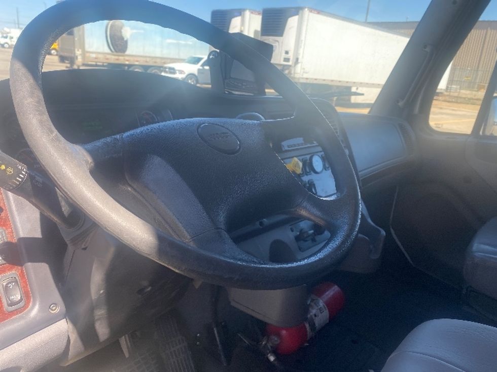 Medium Duty Box Truck-Light and Medium Duty Trucks-Freightliner-2019-M2-Lubbock-TX-343,733\n\t\tmiles-$ 20,500 - Image 18